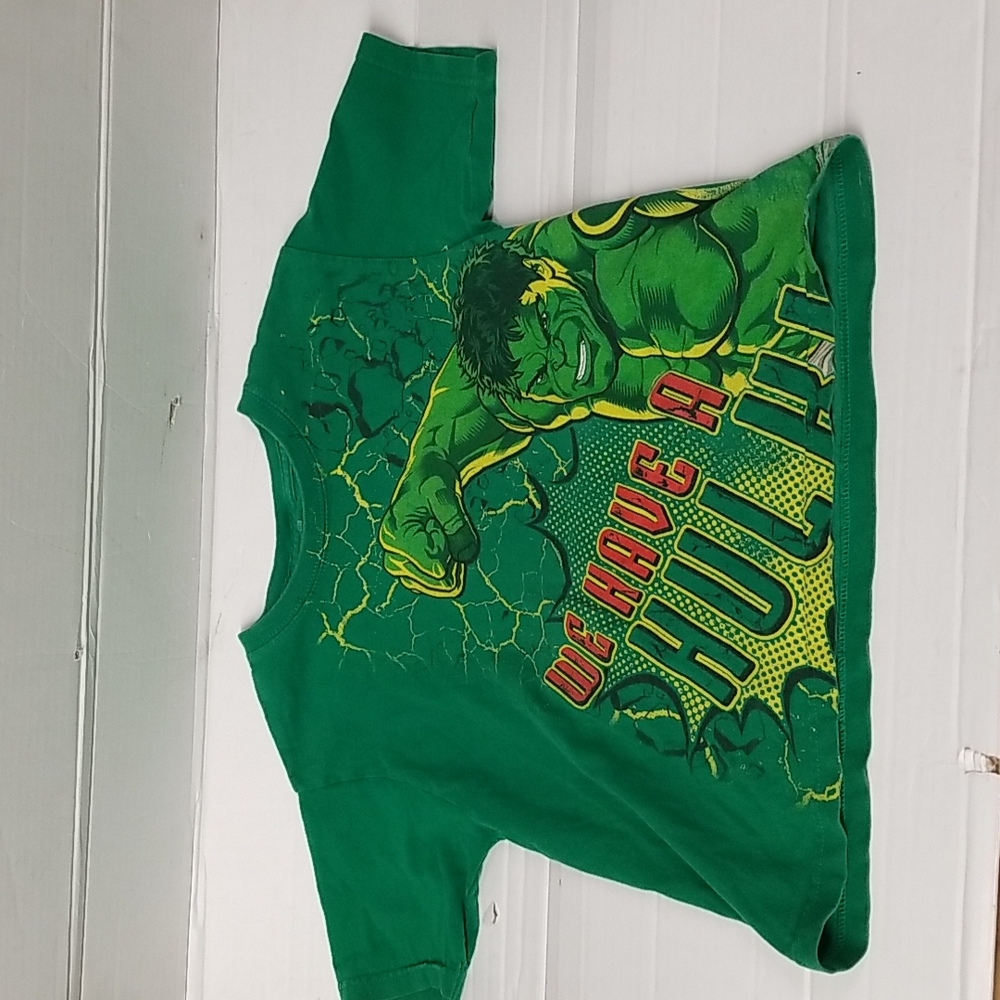 Marvel Avengers 100% cotton Boys sz XS 4/5 shirt used condition